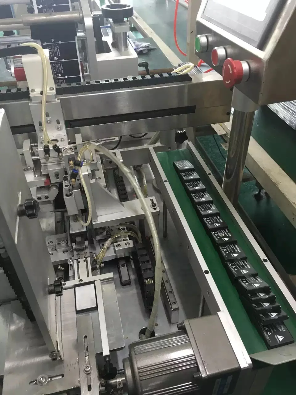 HTB13UYpedcnBKNjSZR0q6AFqFXaj