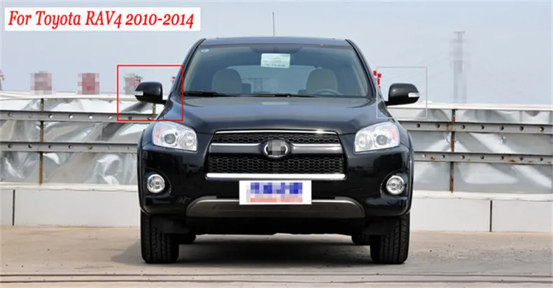 1014ToyotaRAV4detail1