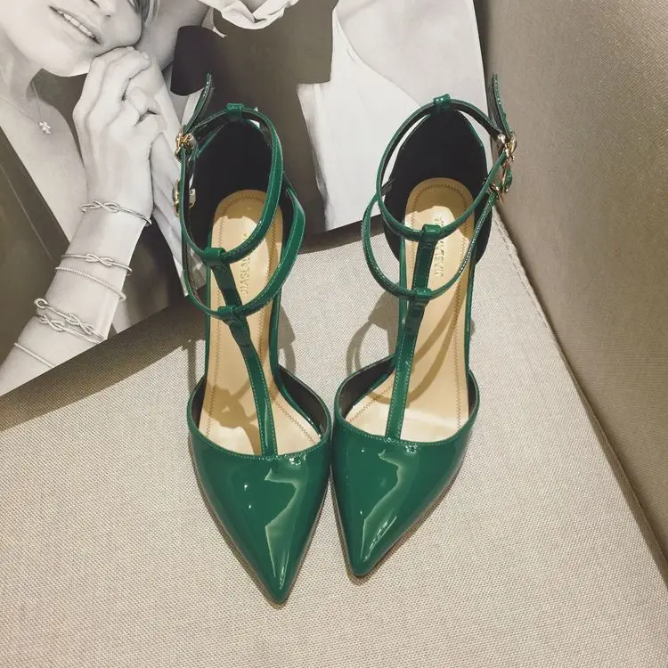 Популярные зеленые туфли-лодочки в стиле ретро на высоком каблуке из лакированной кожи с Т-образным ремешком летние туфли на высоком каблуке с острым носком и вырезами c653 - Цвет: green