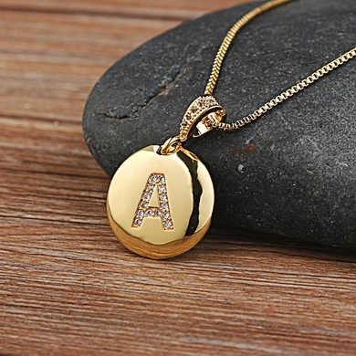 Hot Sale Top Quality Women Girls Initial Letter Necklace Gold Color 26 Letters Charm Necklaces Pendants Copper Jewelry Gift