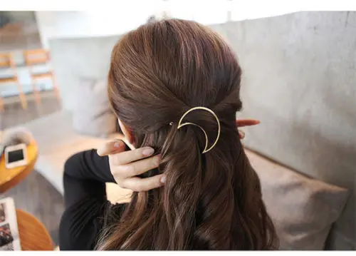 HTB1PhT1PpXXXXaYapXXq6xXFXXXM Chic Gold/Silver Plated Metal Triangle Circle Moon Hair Clip For Women - 4 Styles