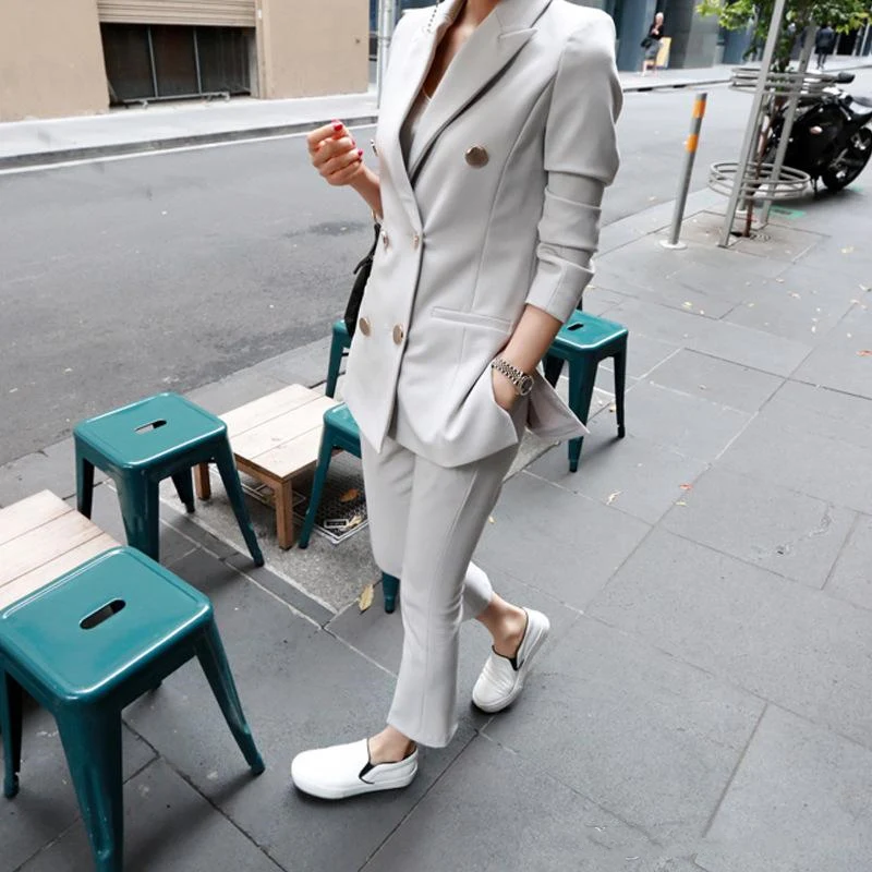 custom-ivory-single-buckle-lapel-women-039 (1)