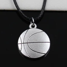 Nieuwe Mode Hanger Dubbelzijdig Basketbal Ketting Choker Zwart Lederen Koord Fabriek Prijs Handgemaakte Sieraden