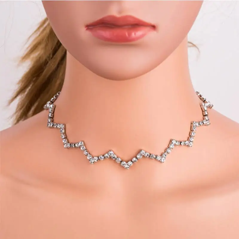 

BK Personality Wavy Shape Torques Necklace Women Geometric Alloy Trend Exquisite Ornaments Female Decorate Luxurious Necklace
