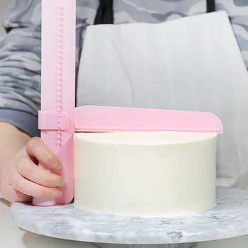 

Adjustable Spatula Cake Scraper Fondant Spatulas Cake Edge Smoother Scraper DIY Food Grade Sugar Leveling Device Bake Tool