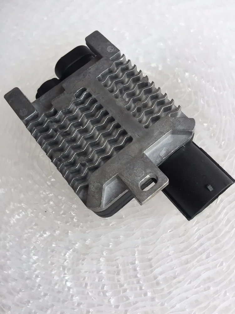 fast shipping Engine Cooling Fan Relay for FORD FOCUS II FOCUS C MAX