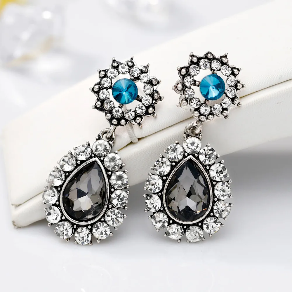 zircon decor earrings