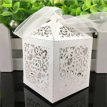 

50pcs Rose Flower Laser Cut Hollow Carriage Favors Box Gifts Candy Boxes With Ribbon Baby Shower Wedding Event Party Supplies