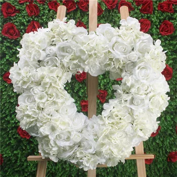 

Rayon Love Heart Garland. Peony Fake Flower Wreath. Wedding Holiday Wall Desktop Decoration. Home Party Birthday Gift