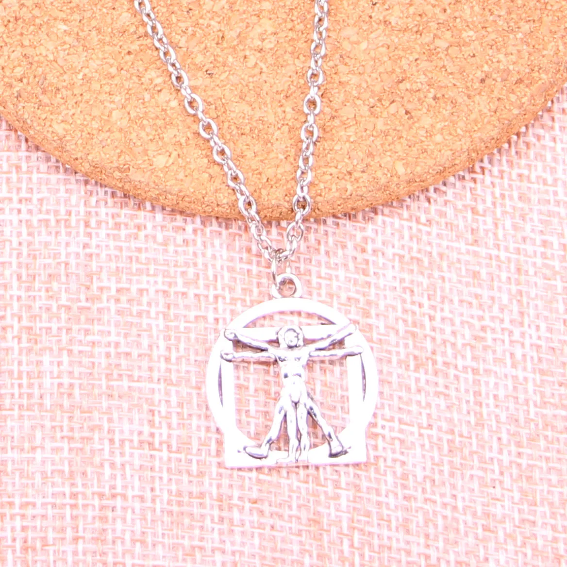 

New Fashion Antique Silver Pendants 26*22mm Da Vinci Human Figure Necklace Handmade Necklace Gift