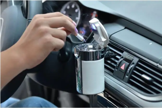 

Car ashtray ashtray car cover with LED lamp bracket air outlet hanging creative ashtray