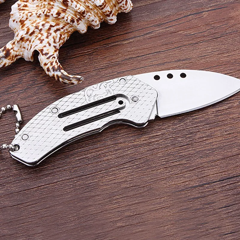 Mini Retro cuchillo plegable al aire libre Pequeño bolsillo cuchillos lavado de piedra Camping supervivencia rescate táctico llavero lindo regalo