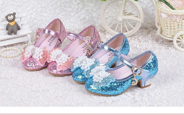 4522792624_136845087