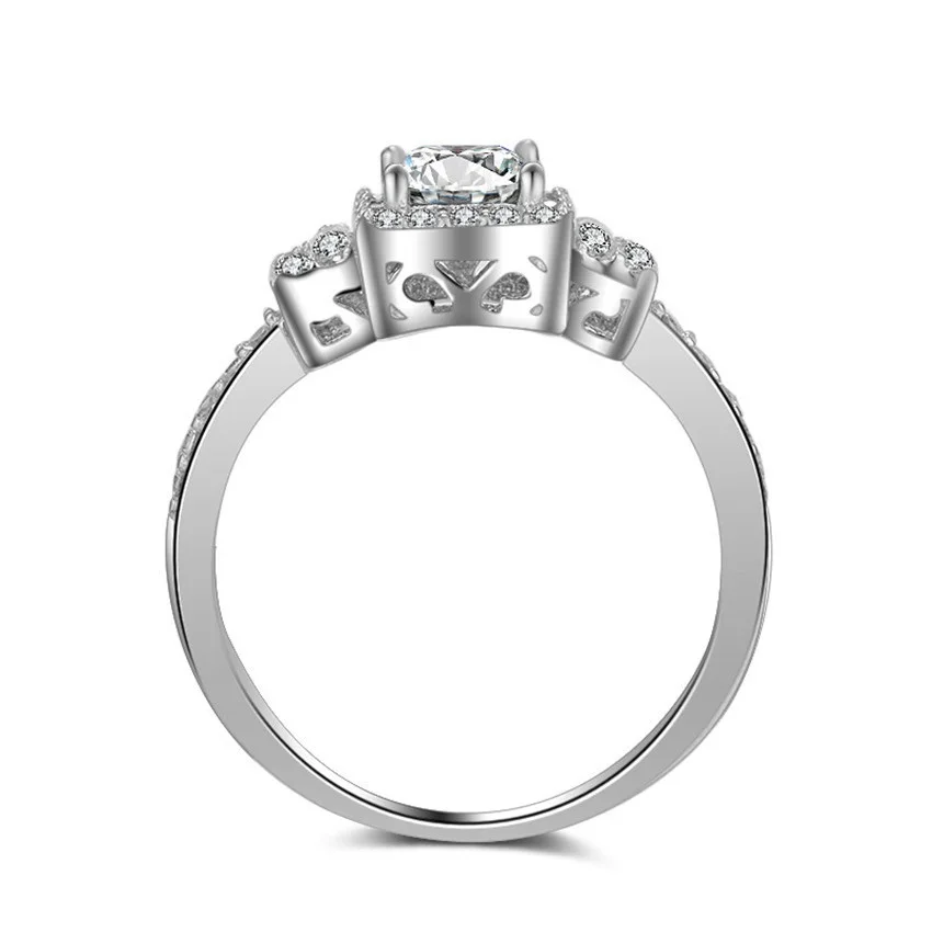 3558594686_1665420800