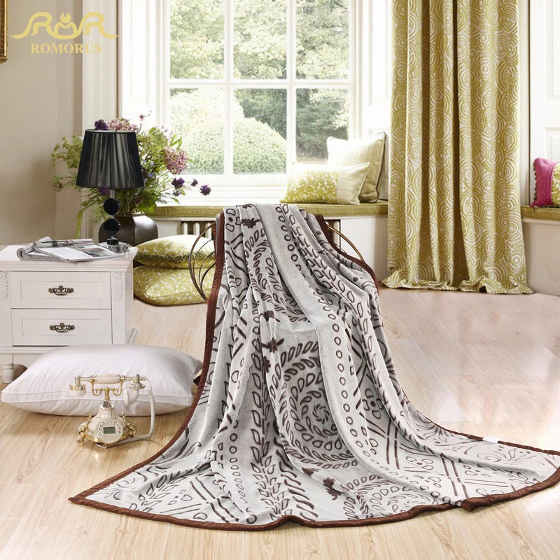ROMORUS Soft Flannel Blanket on Bed Full Queen King Size Throw Blankets Bed Sheet Sofa Plane Travel Blanket for Spring/Autumn