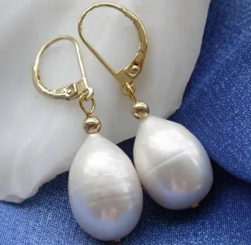 

Charming 10-14mm AAA Akoya white natural pearl earring