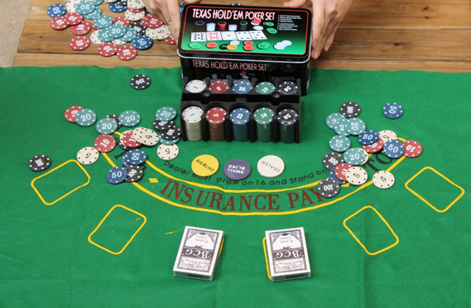 Набор фишек для покера, 21 точечный набор, железная коробка с 200 фишками, скатерть, код и покер, шахматы, развлечения, Повседневная игра, казино, предметы первой необходимости