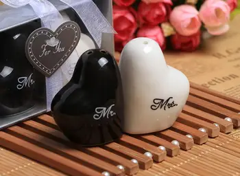 

10 Sets Black & White Heart Shape Porcelain Seasoning Pot Salt Pepper Jar For Wedding Party Birthday Favor Gift