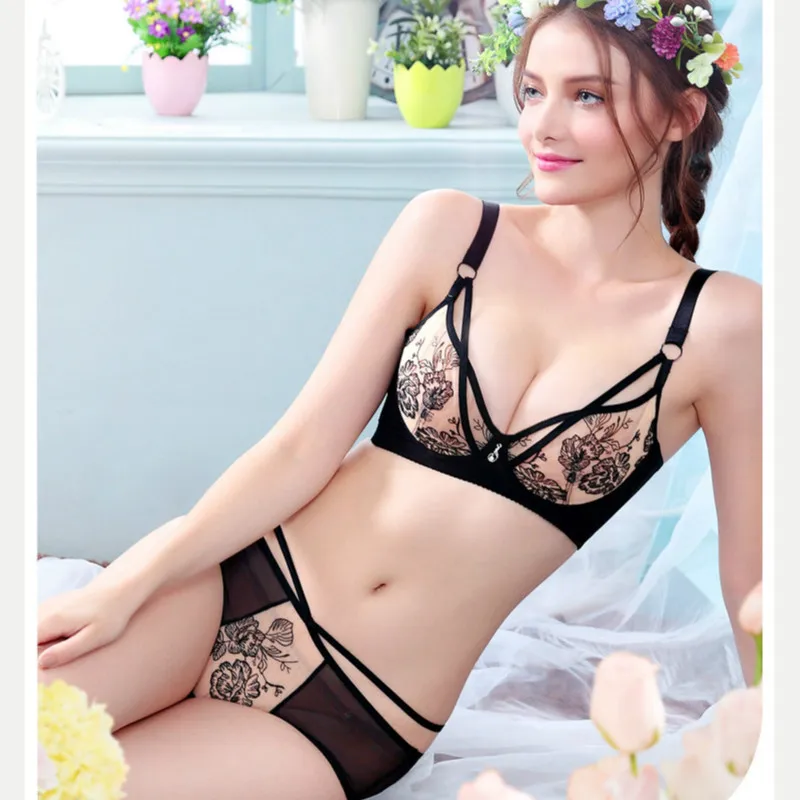 

Plus Size Women Sexy Bra Set Transparent Intimates Lace Embroidery thin temptation black Beight bra and panties Sets