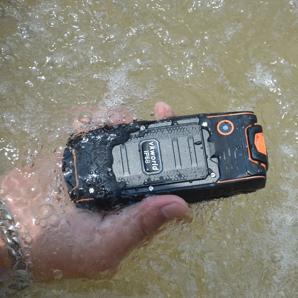 Оригинальный vkworld New Stone V3 IP68 Водонепроницаемый 2,4 дюйма Мобильный телефон русская клавиатура 3000 мАч аккумулятор для светодиодного фонарика ...