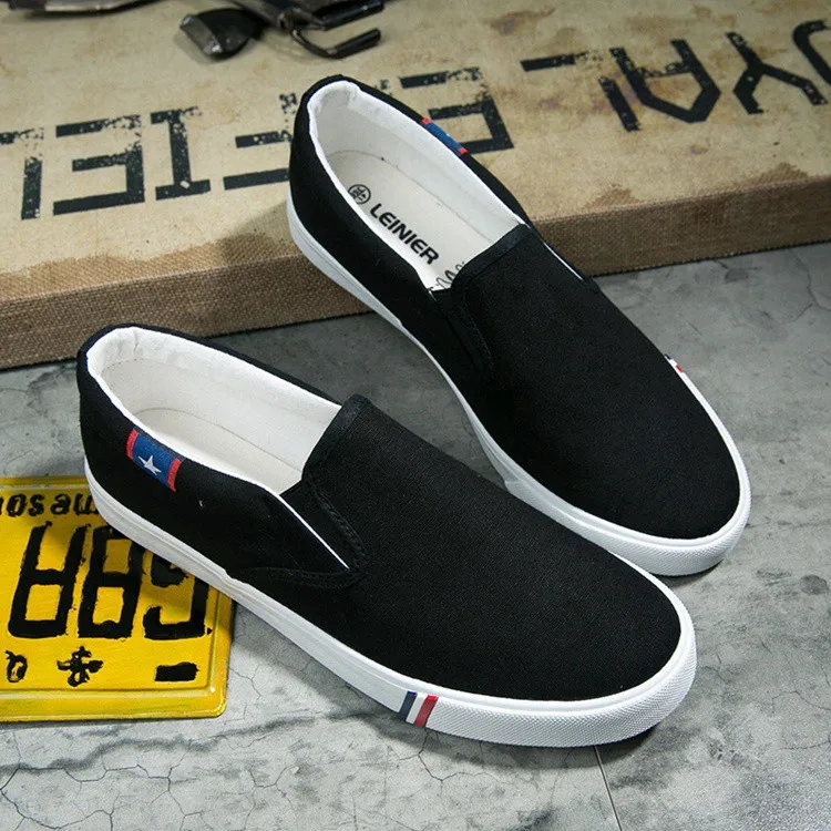 

Brand Men Board Shoes Breathable Lace-Up High Quality Anti-Slip Comfortable Vulcanized Shoes Skateboarding Shoes Size 35-47