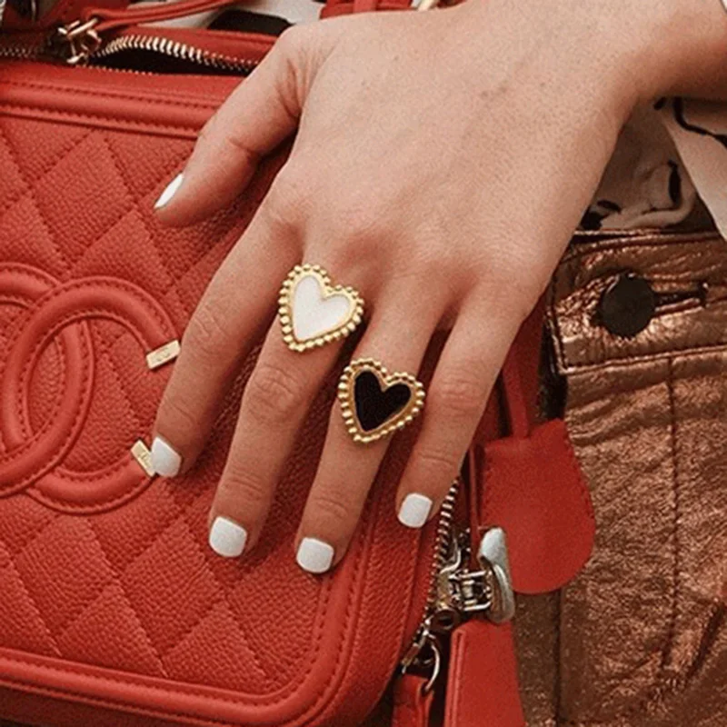 

2019 New Steampunk Big Black White Heart Rings For Women Lady's Fashionable Vintage Heart Midi Knuckle Ring For Party
