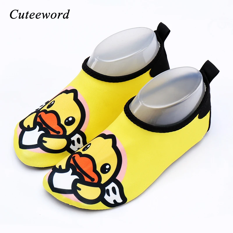 

Toddler boy shoes casual indoor home floor kids soft comfort shoe summer girls children swimming beach shoes cartoon water socks