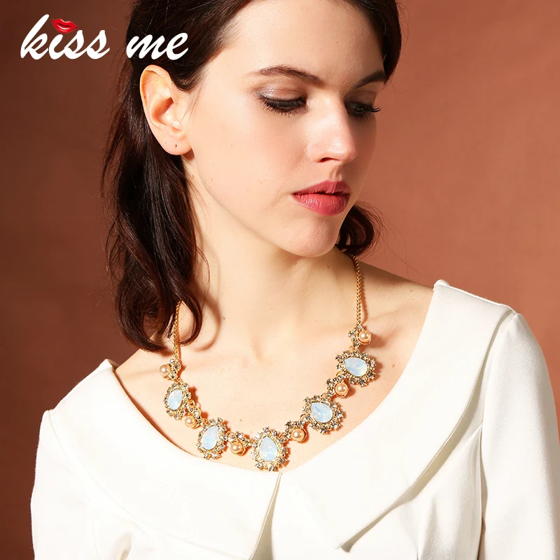 Женское колье KISS ME классическое ожерелье из смолы с каплями вечерние ювелирные
