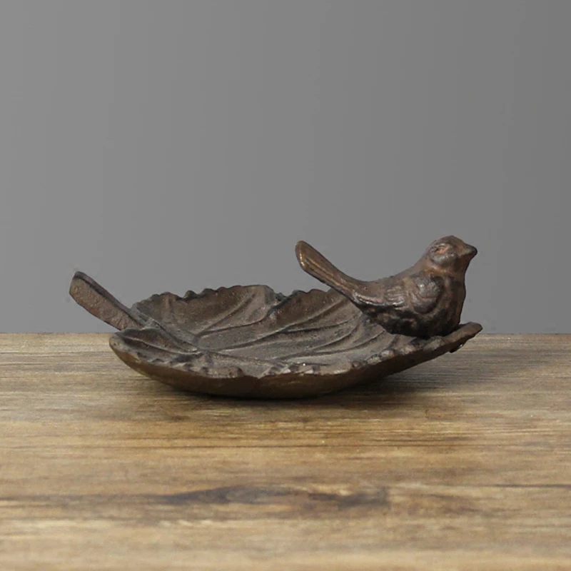 

European Antique Rustic Finish Bird On Maple Leaf Design Handmade Tabletop Decor Cast Iron Metal Jewelry Storage Holder Tray