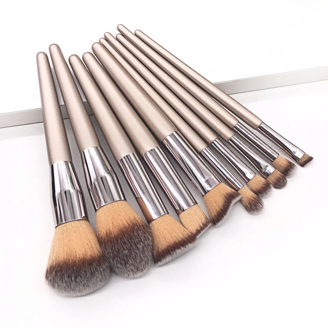 Women Makeup Brushes For Foundation Powder Cosmetic Eyeliner Eyelash Eyebrow Eyeshadow Brush Wooden Handle Make Up Brush Beauty