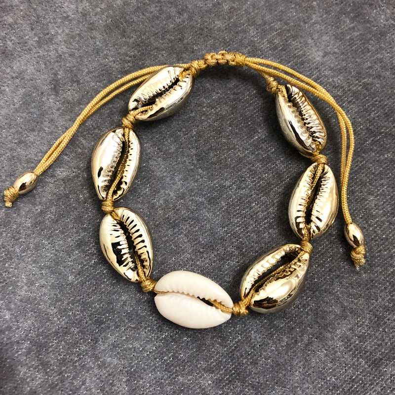 Ettika Shell Bracelet in Metallic | Lyst