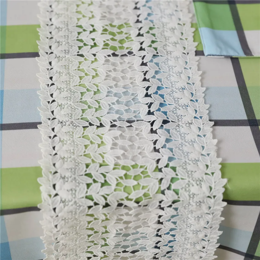 Lace Embroidery Mesh Table Runner Dust Cover Contracted End Of Bed Table Flag Tablecloth For Wedding Party TV Cabinet Dust Cover