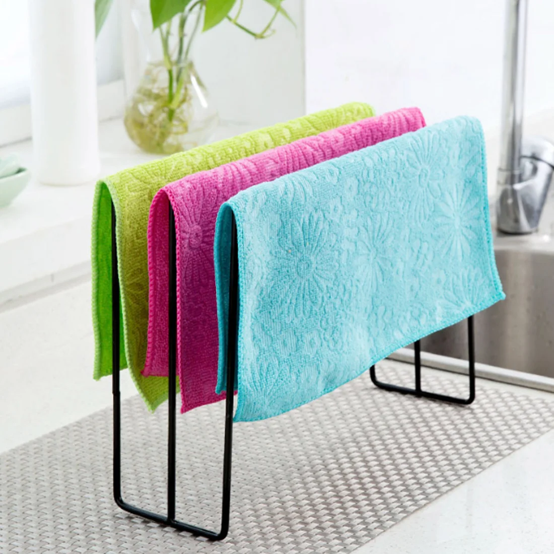 New Storage RackThree dimensional Iron Art Rag Hanger Bath Towel Holder