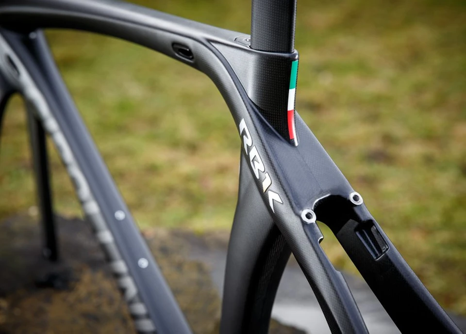 2018 MCipollini RB1K THE ONE Italian Champion Direct Mount Brakes Complete Bicycle with R8010 groupset XXS/XS/S/M/L/XL