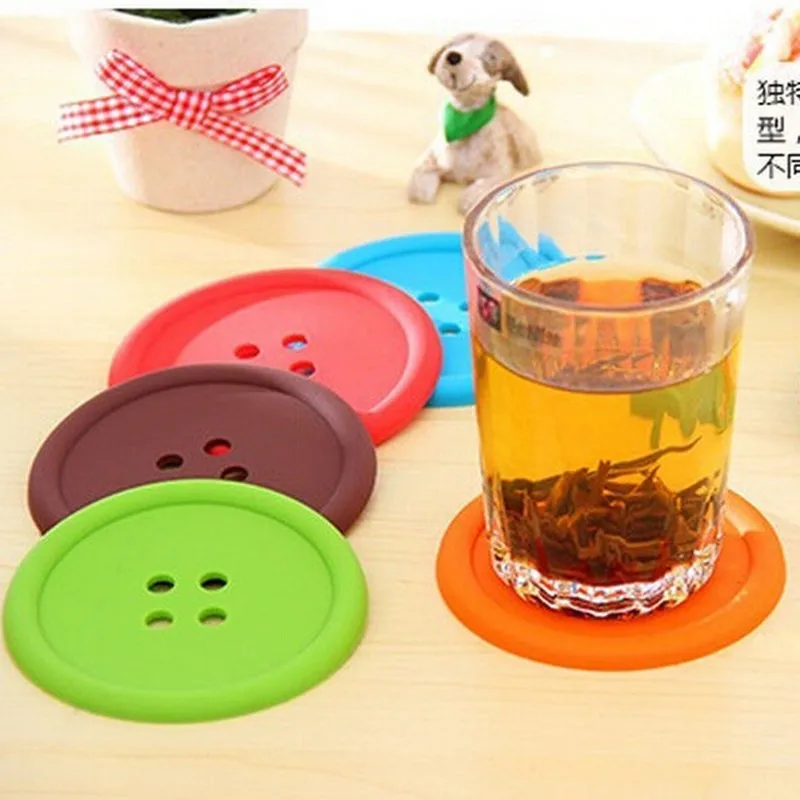 

1pcs Silicone Cup mat Cute Colorful Button Cup Coaster Cushion Holder Drink Cup Placemat Mat Pads Coffee Pad