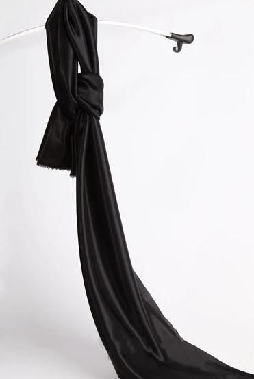 

Black Color Ice Silk Fabric Used For Backdrop Curtain And Other Wedding Event Decoration
