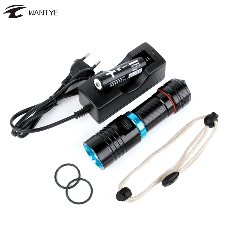 LED diving flashlight