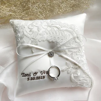 

Wedding Ring Pillow Customized Name wedding date Embroidered word Bridal Ring Pillows Valentine Day Festive Supplies Party Decor