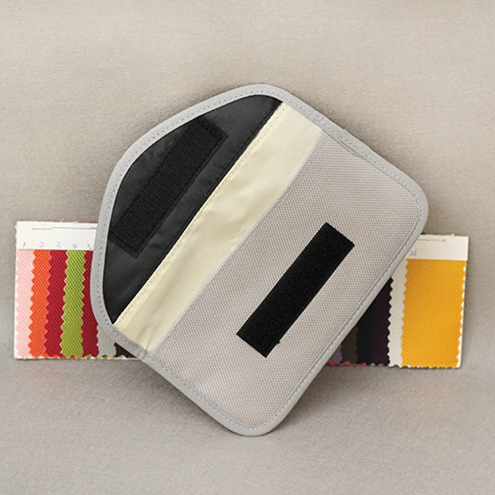 

10 pcs GSM 3G 4G LTE GPS RF RFID Signal Blocking Bag Anti-Radiation Signal Shielding Pouch Wallet Case for Phone 6 Inch
