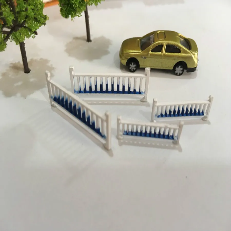 n train layout fence (2)