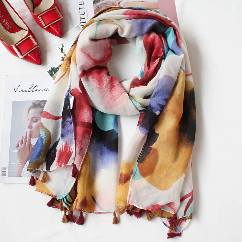 

2018 Newest Women Ombre Floral Print Tassel Shawl Wrap Foulard Scarves Women Totem Tassel Muslim Hijabs Headscarf Free Shipping