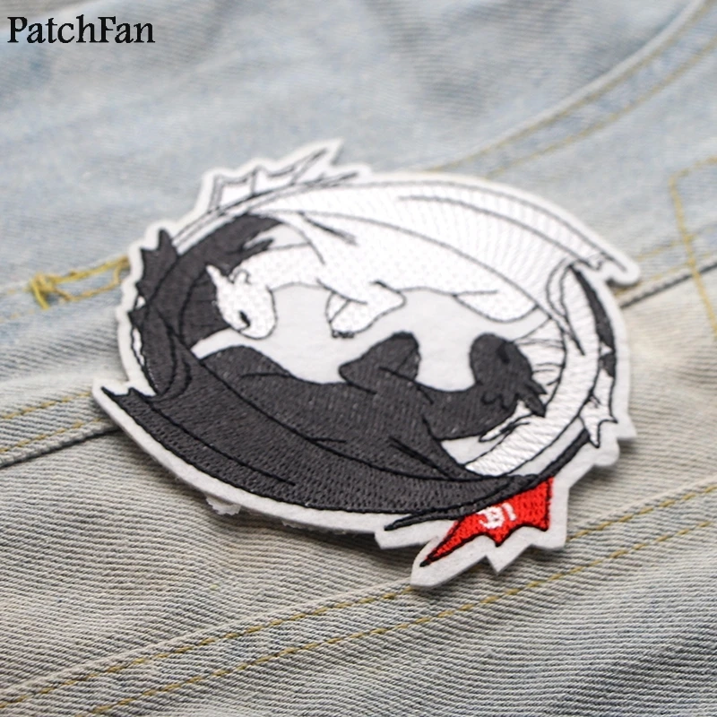 Patchfan Как приручить дракона беззубый светильник fury Ночная фурия вышитые железные нашивки на одежду кошелек значок стикер A1723