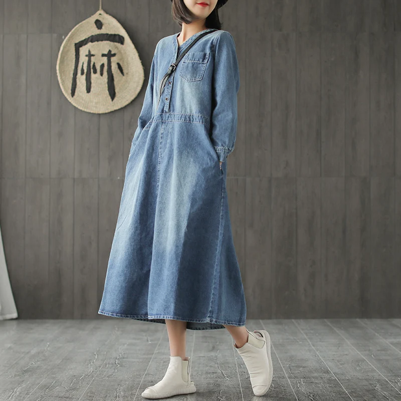 

Spring Autumn Dress Fashion Women Large size Denim Dress New Ladies Casual V-Neck Button pocket Bleached Retro Brierf Dress