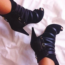 Новейший бренд; женские черные замшевые ботильоны на шнуровке с открытым носком; пикантные ботинки с вырезами на высоком каблуке; модельные туфли; женская обувь