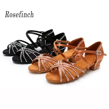 Атласная ткань, украшенная бриллиантами; цвет коричневый, черный; обувь для танцев на низком каблуке для детей и подростков; сандалии для девочек и детей; C01DZ