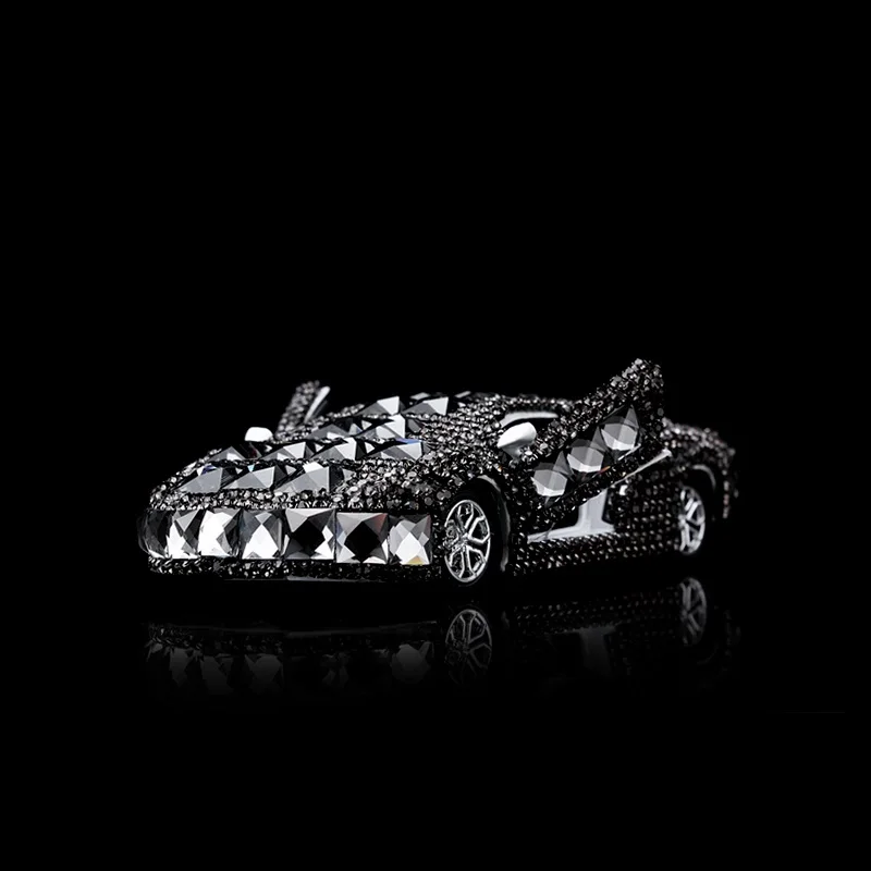 Роскошные Кристаллы украшение интерьера автомобиля украшение для приборной доски Sportscar духи стенд с противоскользящим ковриком авто освежитель воздуха подарок - Название цвета: Черный