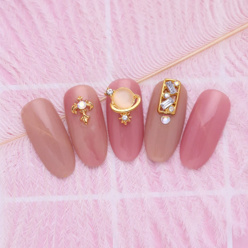

10Pcs Nail Rivet Studs Metal Gold Nail Rhinestones Mixed Pattern 3D Nail Art Decorations Accessories Tool DIY Design