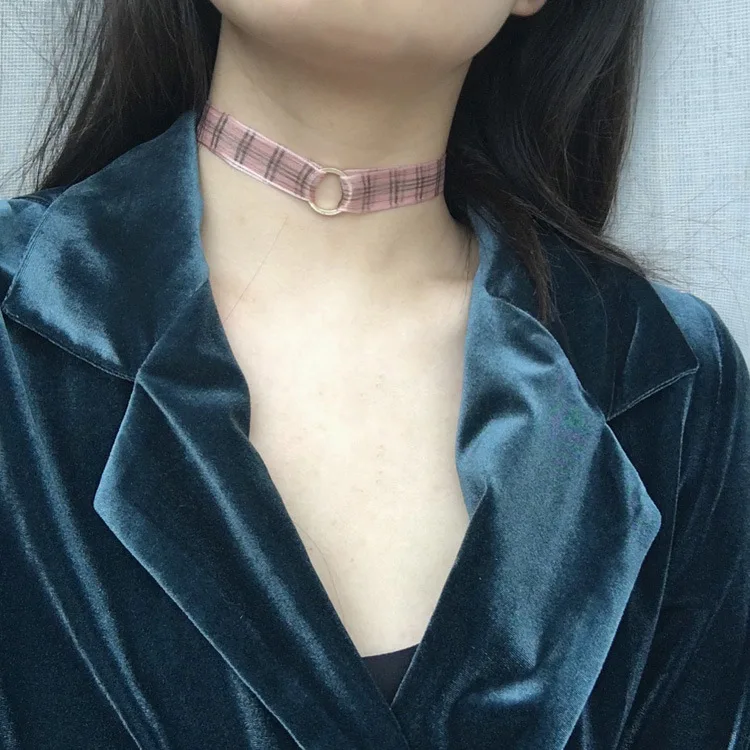 

2017 New Fashion Necklace Retro Punk Simple Personality Pink Lace Lattice Striped Circle Gold Wholesale Sales Lady Necklace