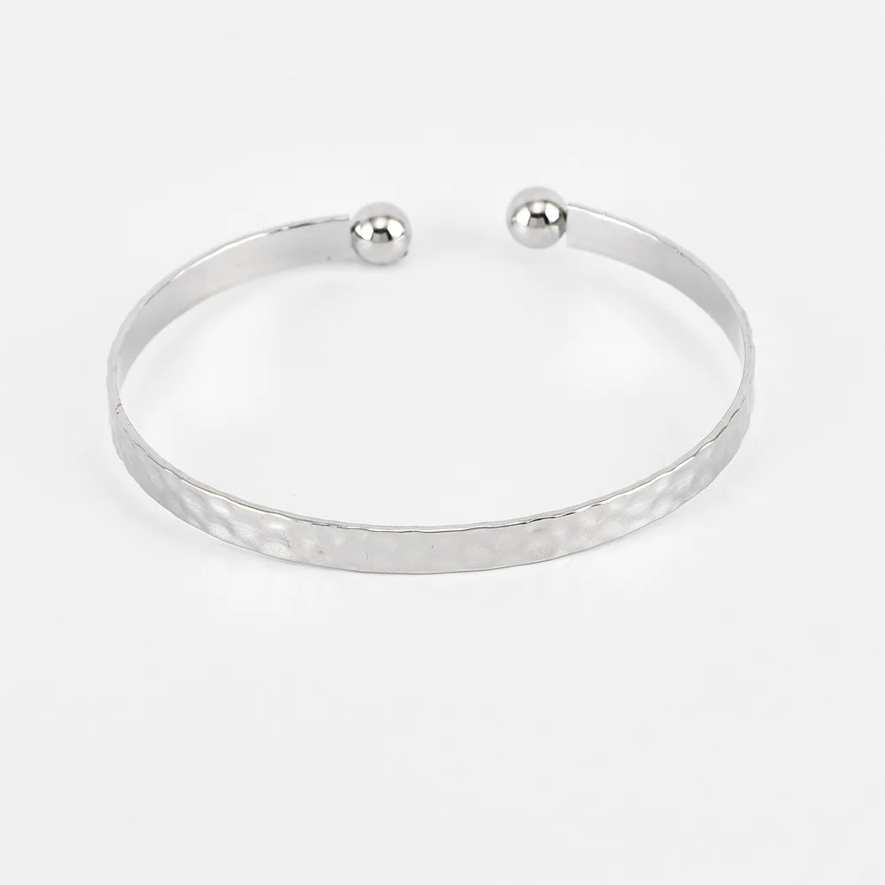 10507193900_1183610382