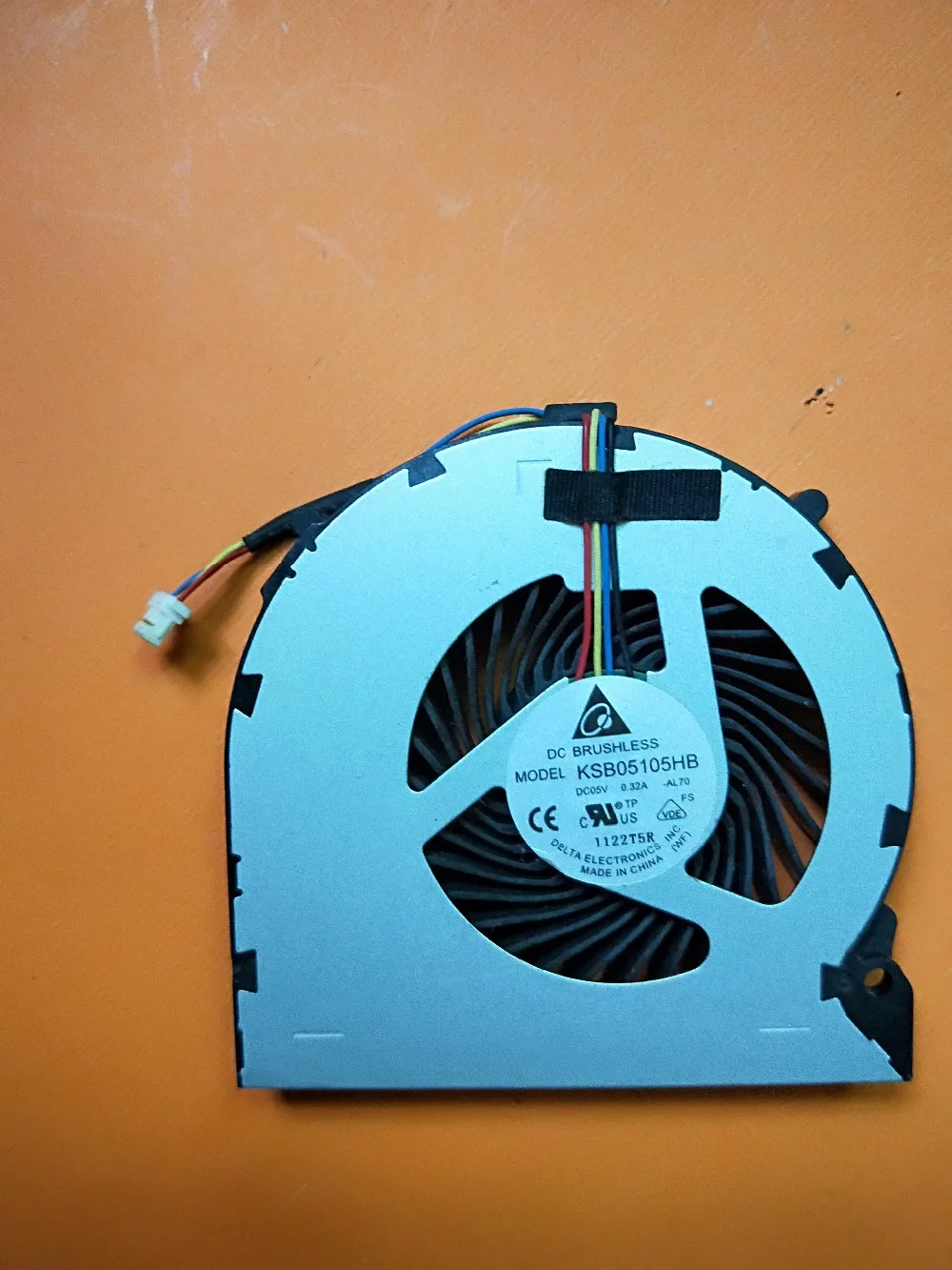 Новый для SONY VAIO SVE171 SVE171A11M SVE171B11M SVE171C11M KSB05105HB AL70 DC 5 V 0.32A вентилятор|Сумки и чехлы